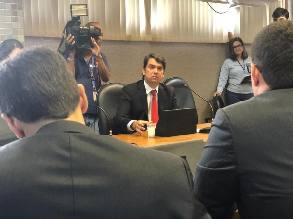 Comissão de Infraestrutura da Assembleia aprova projetos de lei e audiência pública