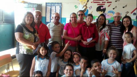 Condeúba: Escolas trabalham o tema &quot;dia dos avós&quot; comemorado em 26 de julho