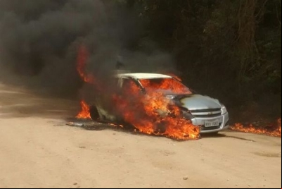 Boa Nova: em tentativa de assalto a posto bancário, bandidos roubam carro de Prefeitura para fuga